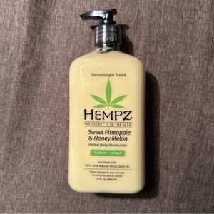 Hempz Sweet Pineapple & Honey Melon Herbal Body Moisturizer - 17fl oz ** NEW **